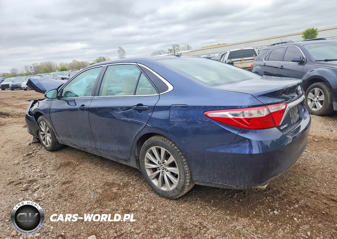 2015 Toyota Camry Xle V6 VIN:4T1BK1FK2FU564943 - 2