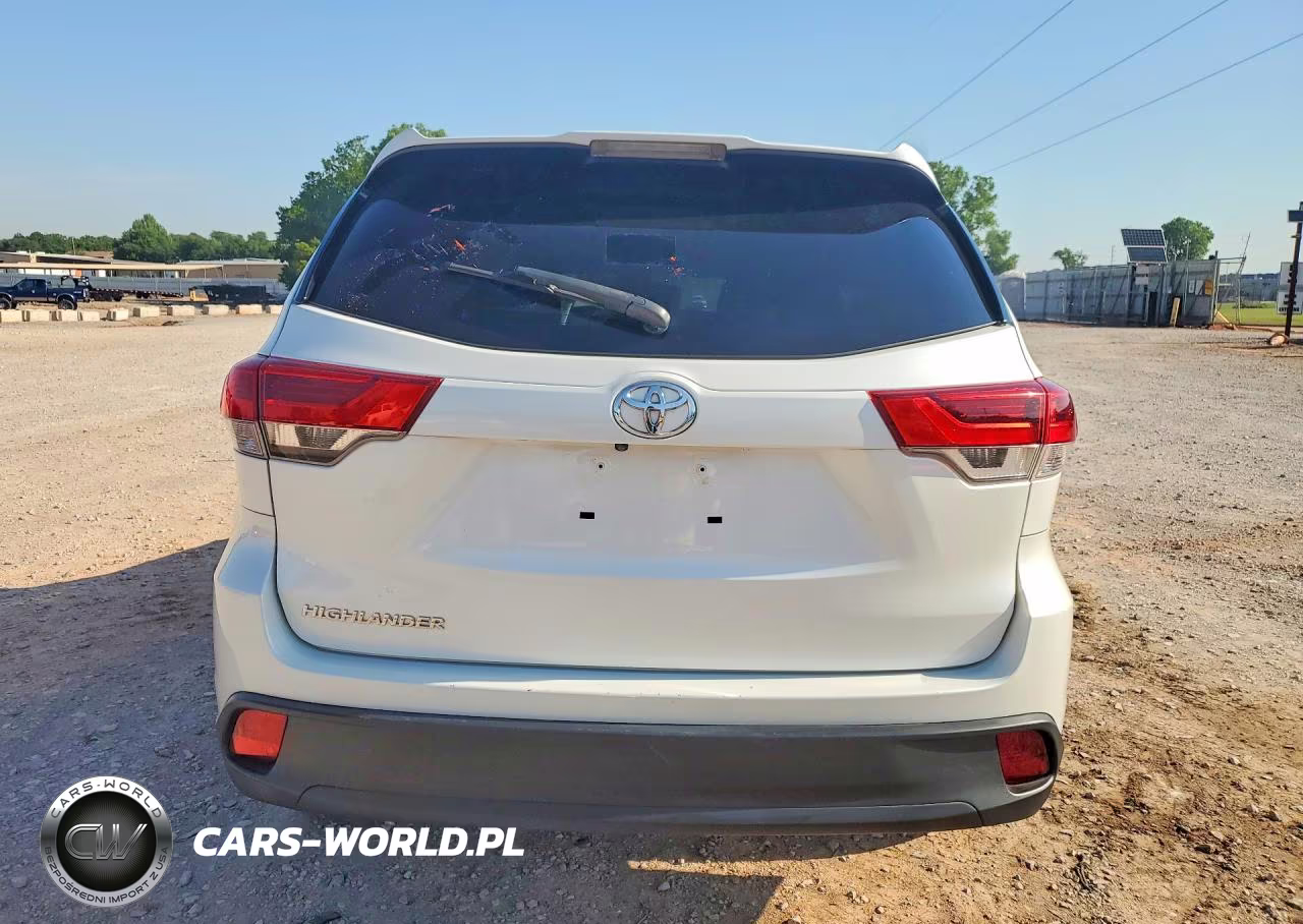 2019 Toyota Highlander Le VIN:5TDZARFH9KS043130 - 6