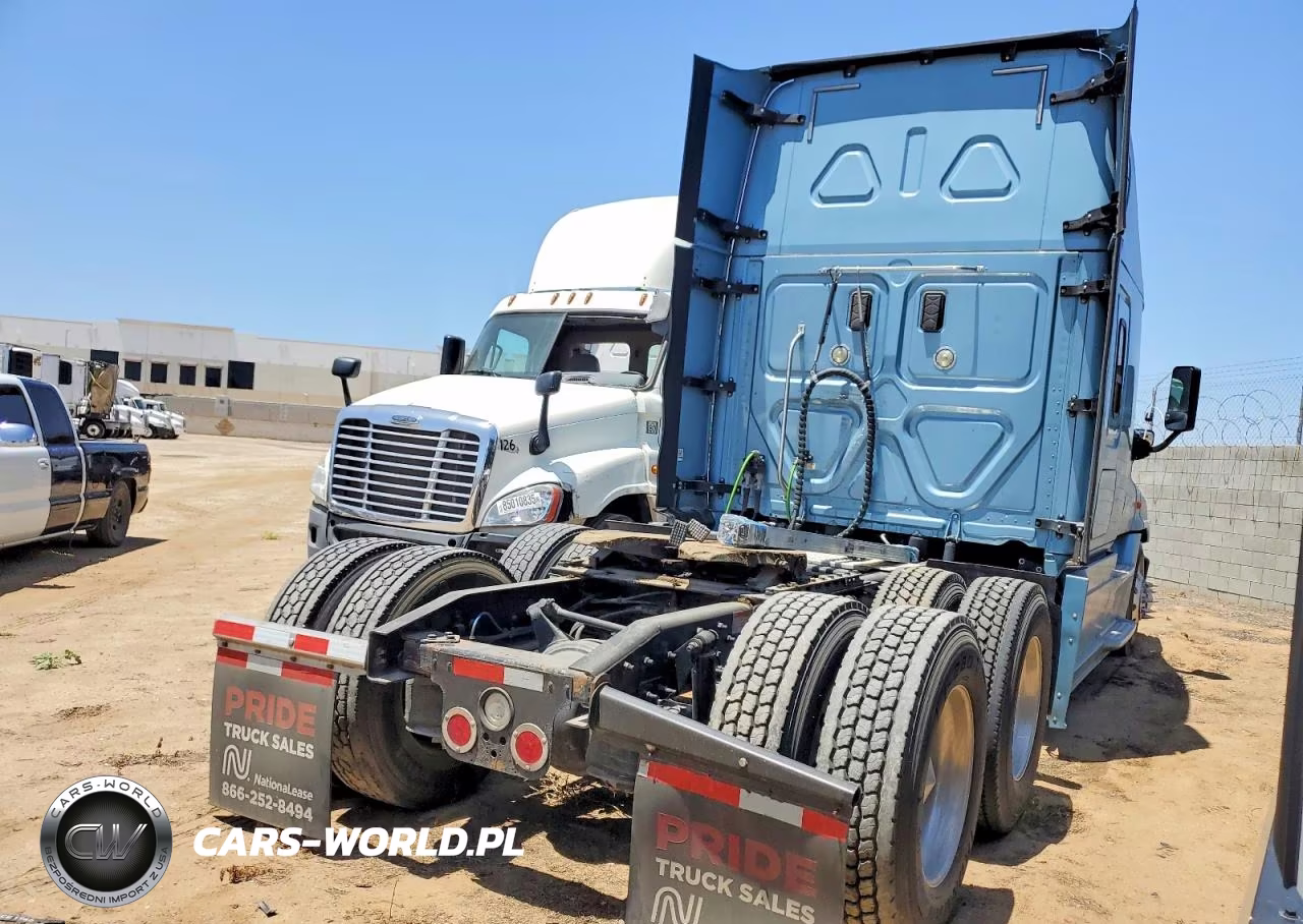 2017 Freightliner Cascadia 125 VIN:3AKJGLDR6HSHR5690 - 4
