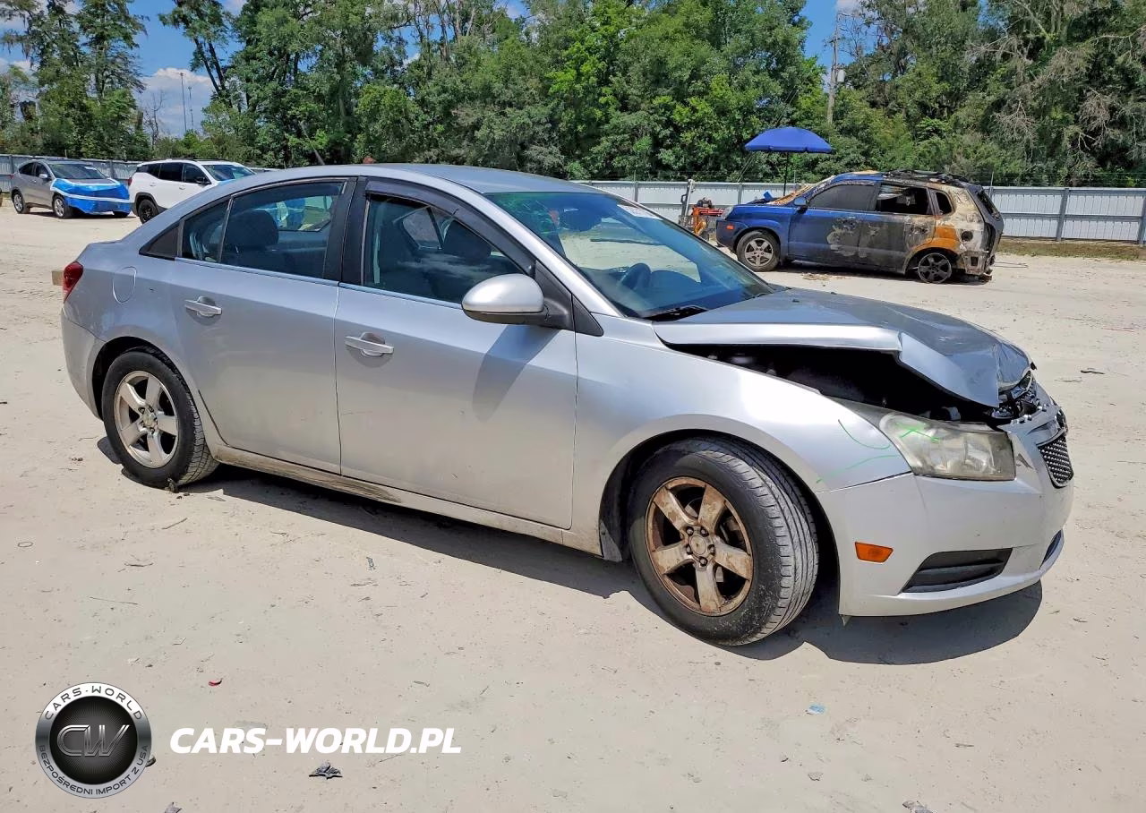 2014 Chevrolet Cruze Lt VIN:1G1PC5SB3E7161905 - 4