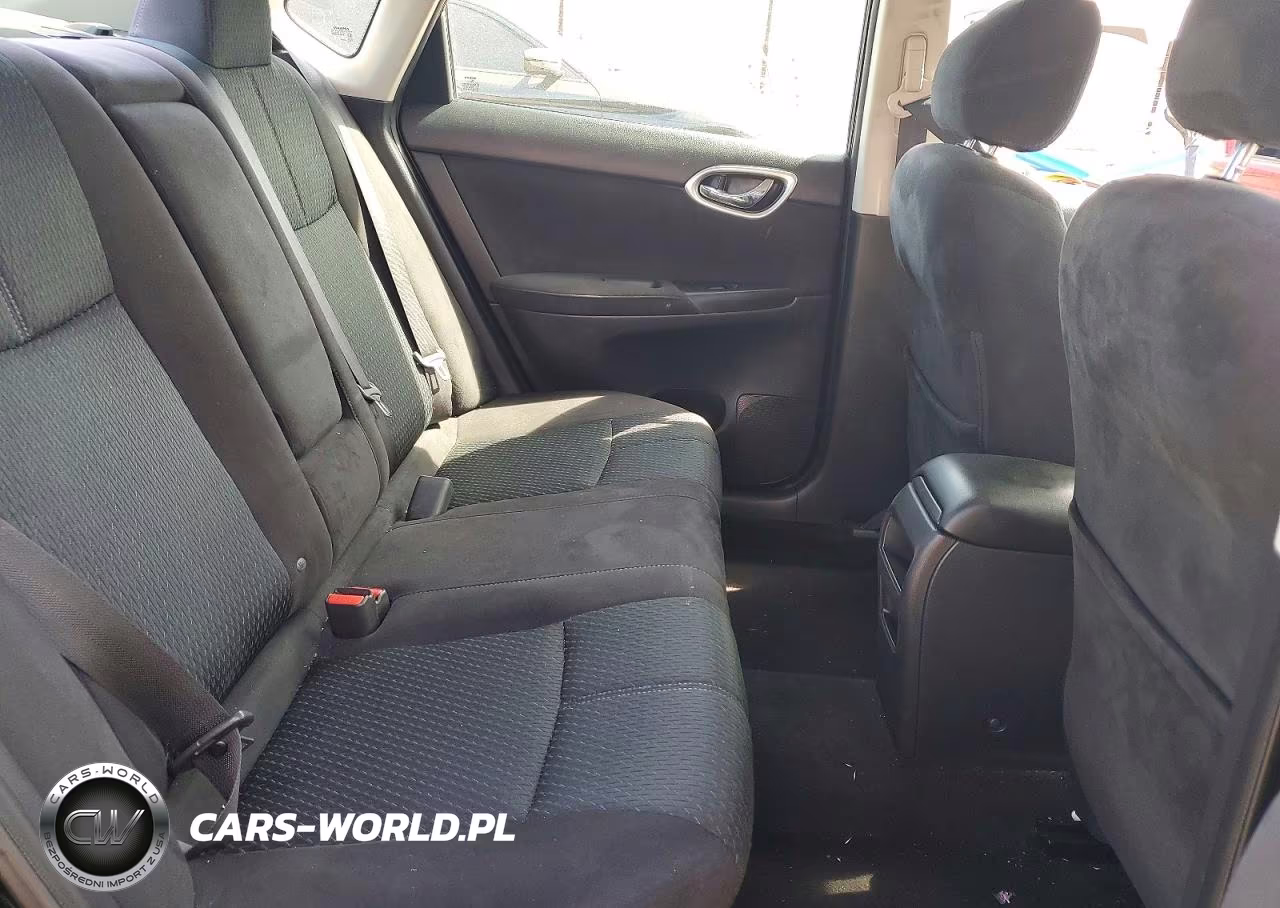 2015 Nissan Sentra Sr VIN:3N1AB7AP8FY360802 - 10