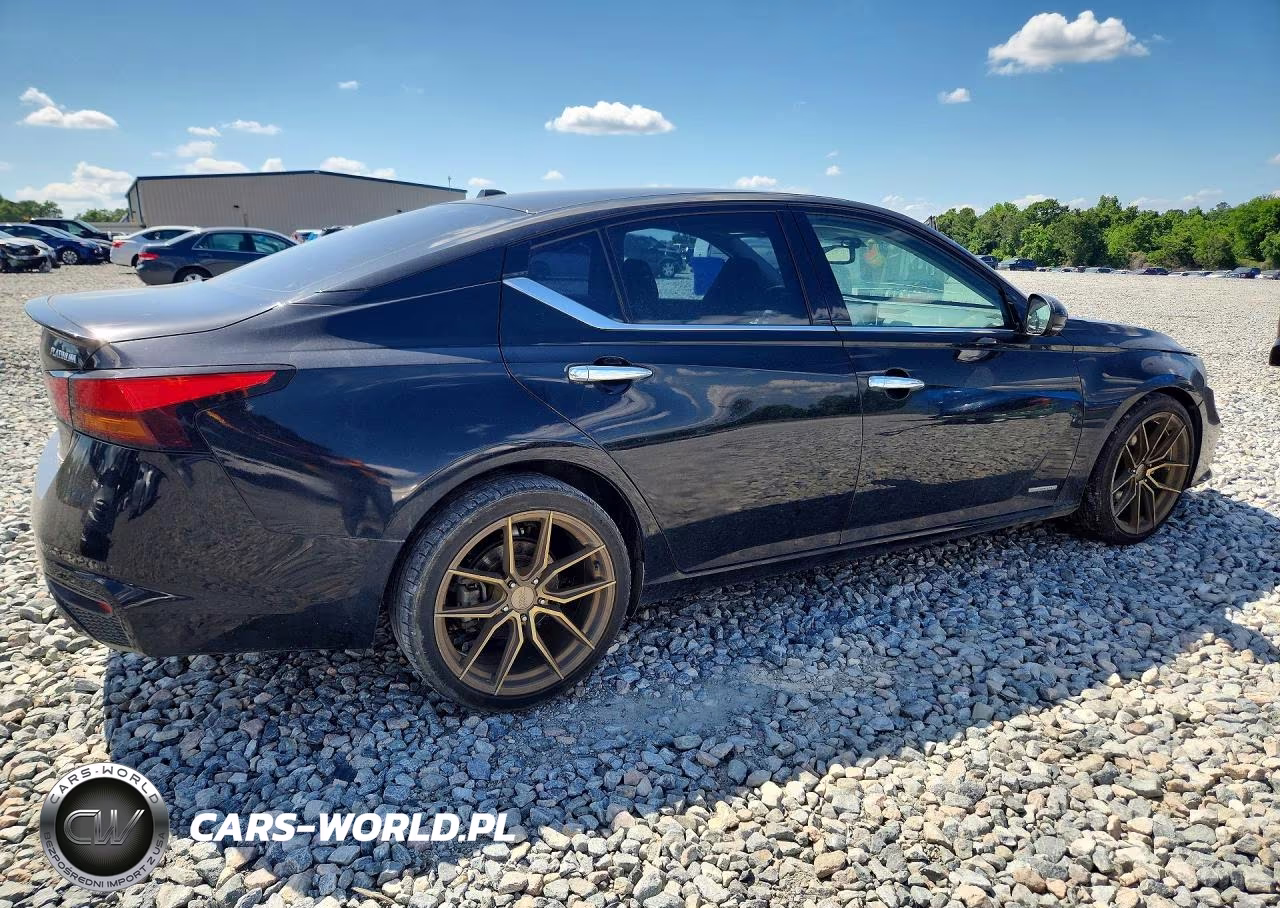 2019 Nissan Altima Edition One VIN:1N4AL4FV2KC100971 - 3