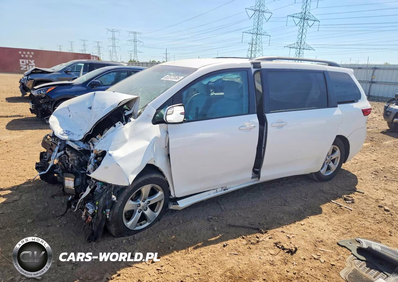 2017 Toyota Sienna Le