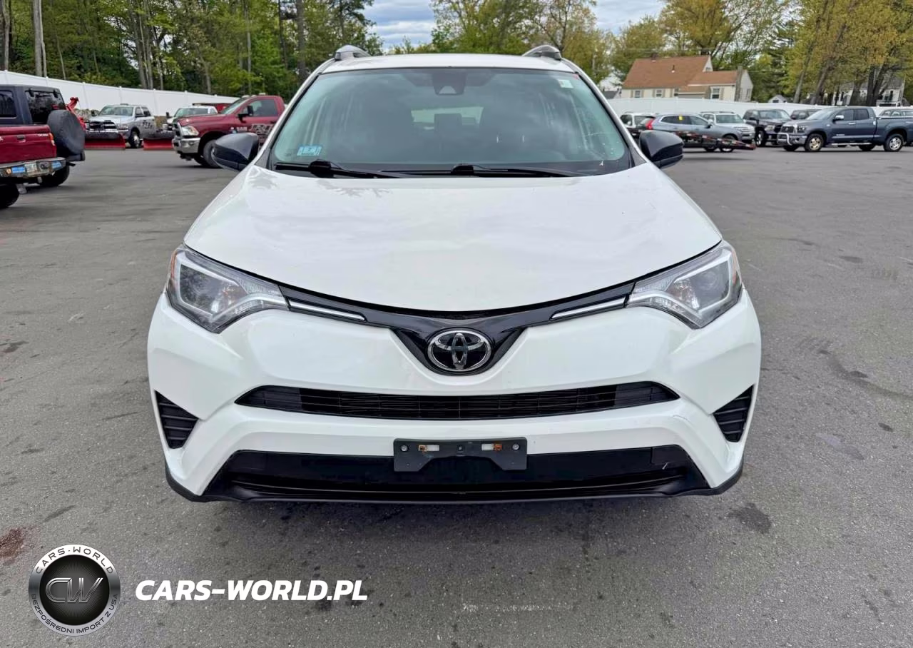 2018 Toyota Rav4 Le VIN:JTMBFREV8JJ219977 - 5