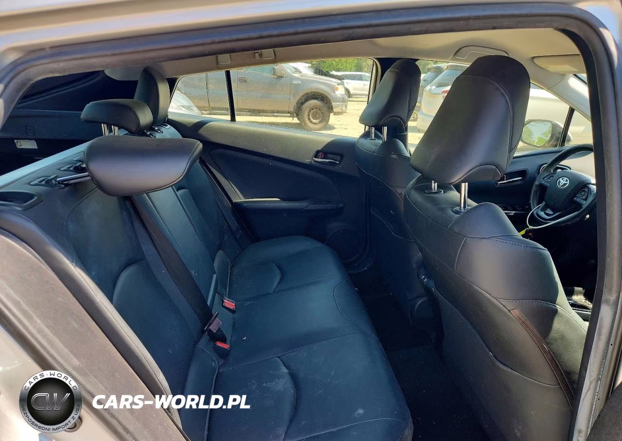 2019 Toyota Prius Xle Awd-E VIN:JTDL9RFU1K3000866 - 10