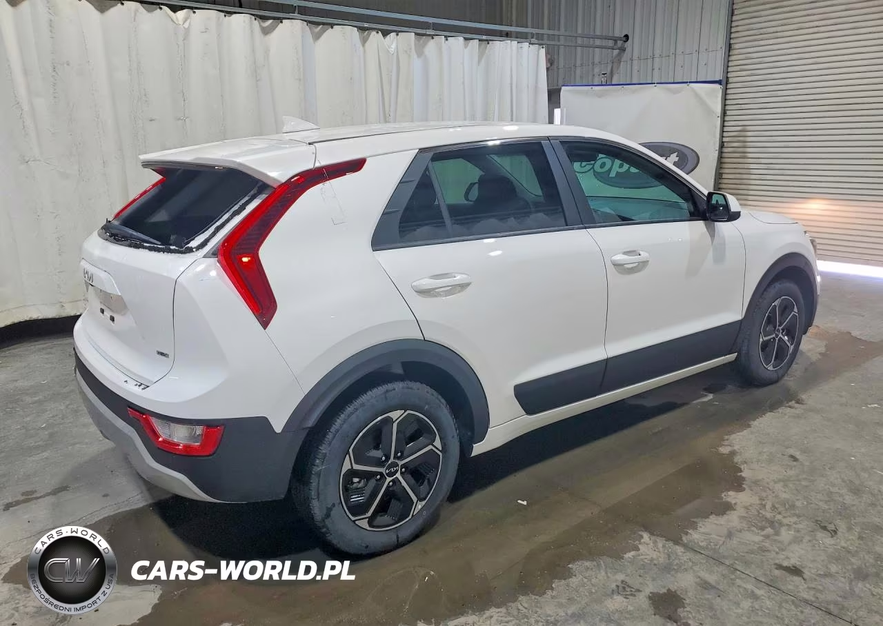 2026 Kia Niro Lx VIN:KNDCP3LE6T5347700 - 3