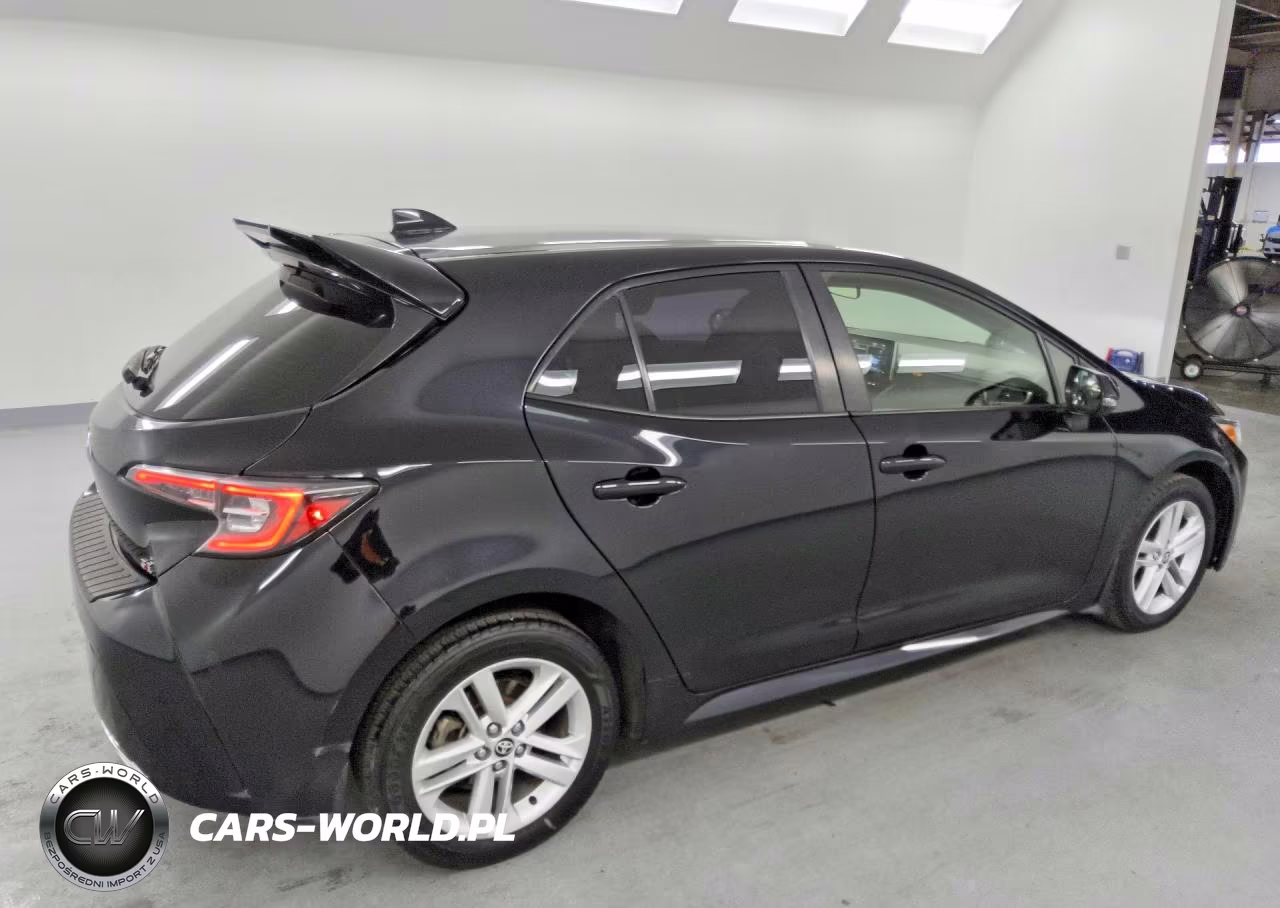 2020 Toyota Corolla Hatchback Se VIN:JTND4RBE7L3102137 - 3