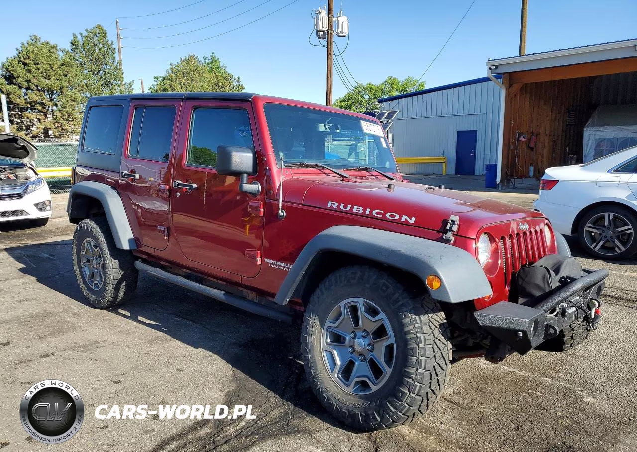 2013 Jeep Wrangler Unlimited Rubicon VIN:1C4BJWFG1DL601046 - 4