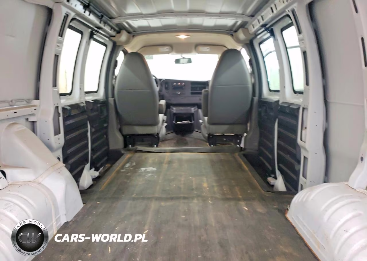 2014 Chevrolet Express 1500 Cargo Delivery Van VIN:1GCSGAFX0E1140775 - 10