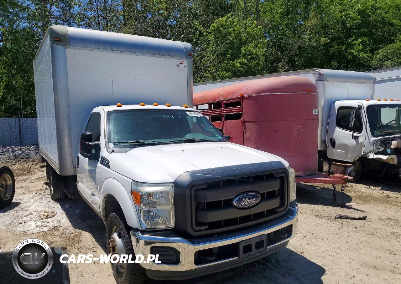 2016 Ford F350 Super Duty Box Truck VIN:1FDRF3G67GEC78579 - 4