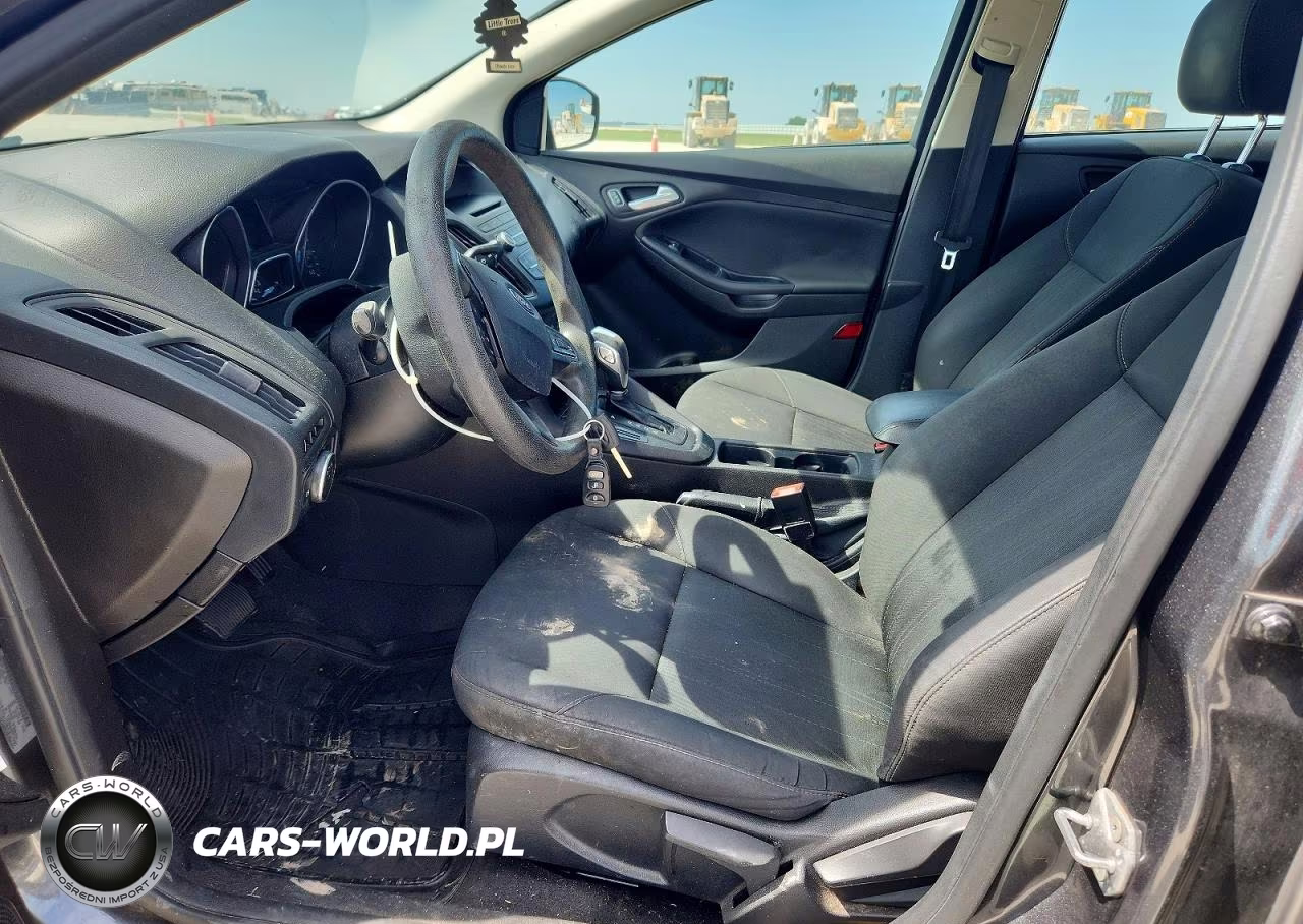 2016 Ford Focus Se VIN:1FADP3F20GL387283 - 7