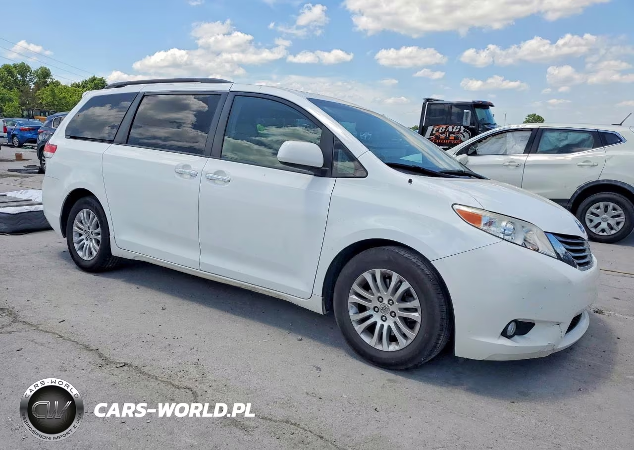 2014 Toyota Sienna Xle 8-Passenger VIN:5TDYK3DC4ES498940 - 4