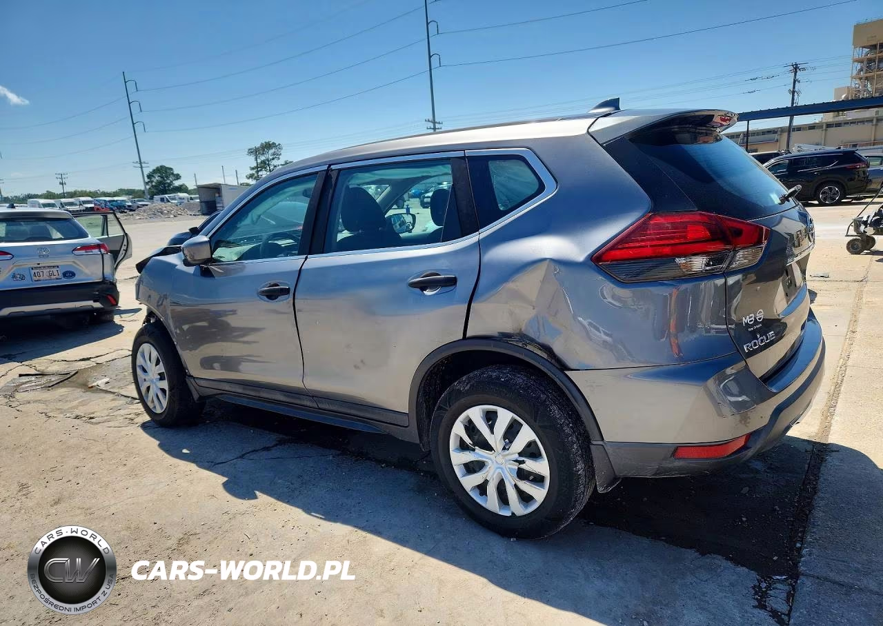 2017 Nissan Rogue S VIN:5N1AT2MV4HC889808 - 2
