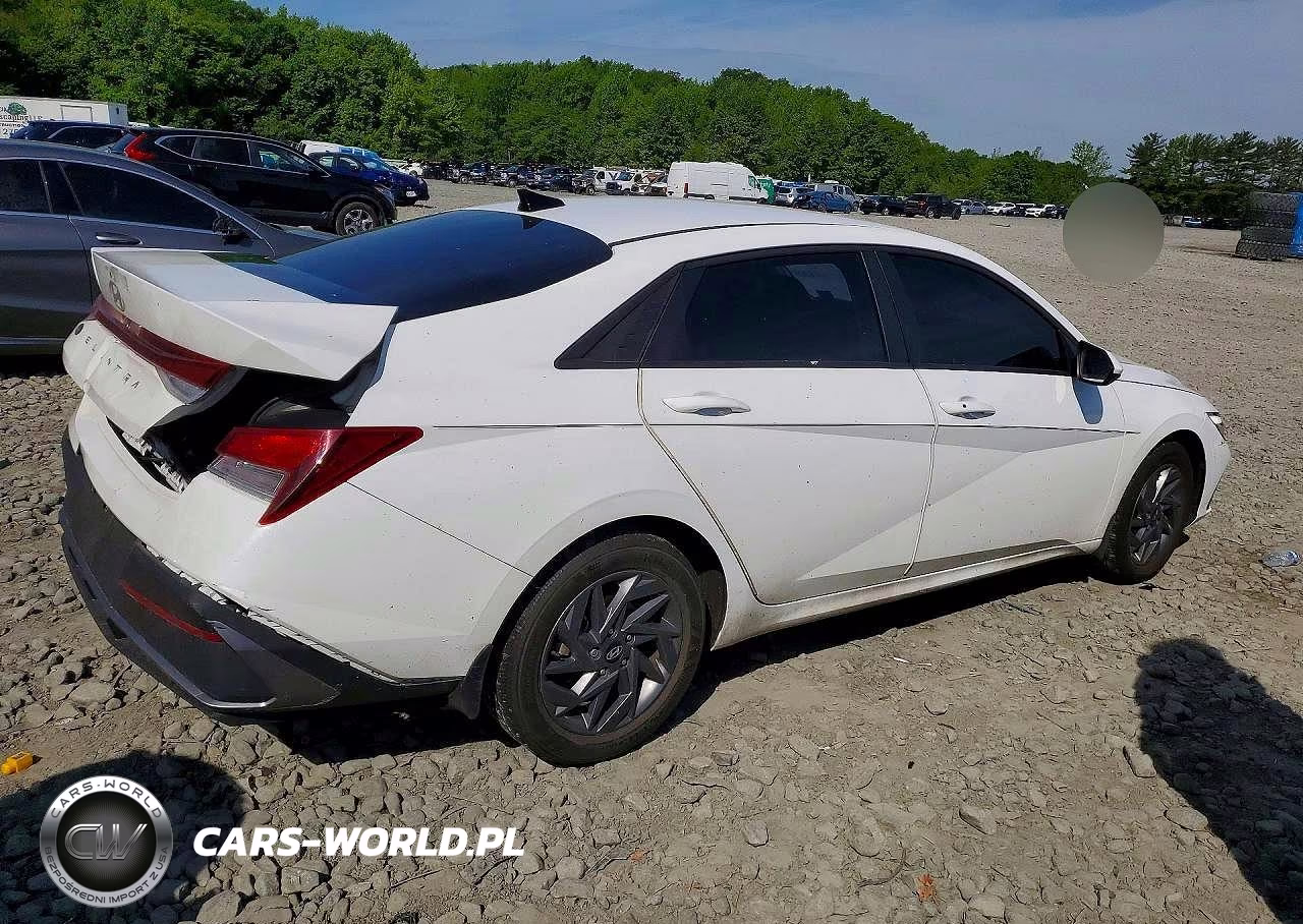2024 Hyundai Elantra Sel VIN:KMHLM4DG7RU709025 - 3