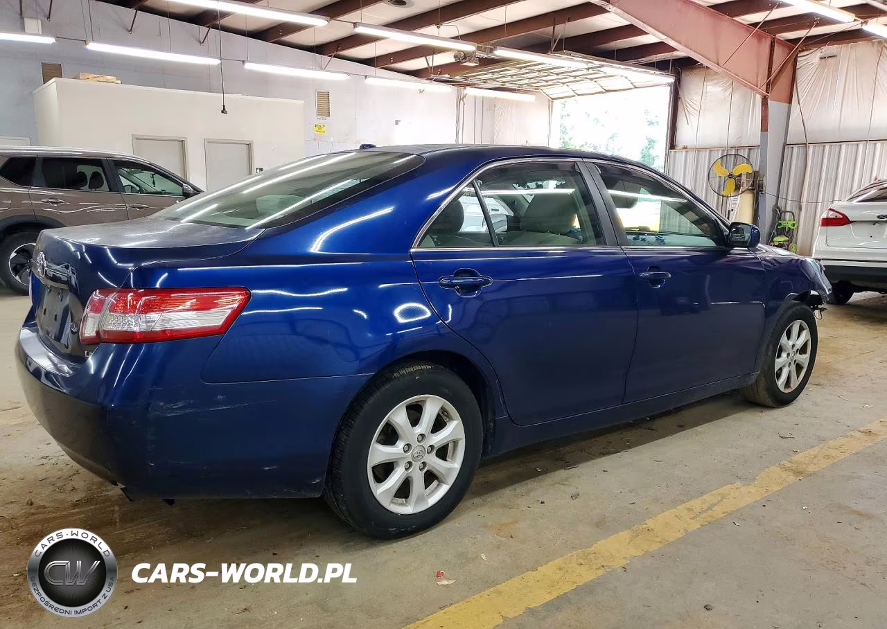 2010 Toyota Camry Le VIN:4T1BF3EK4AU541805 - 3