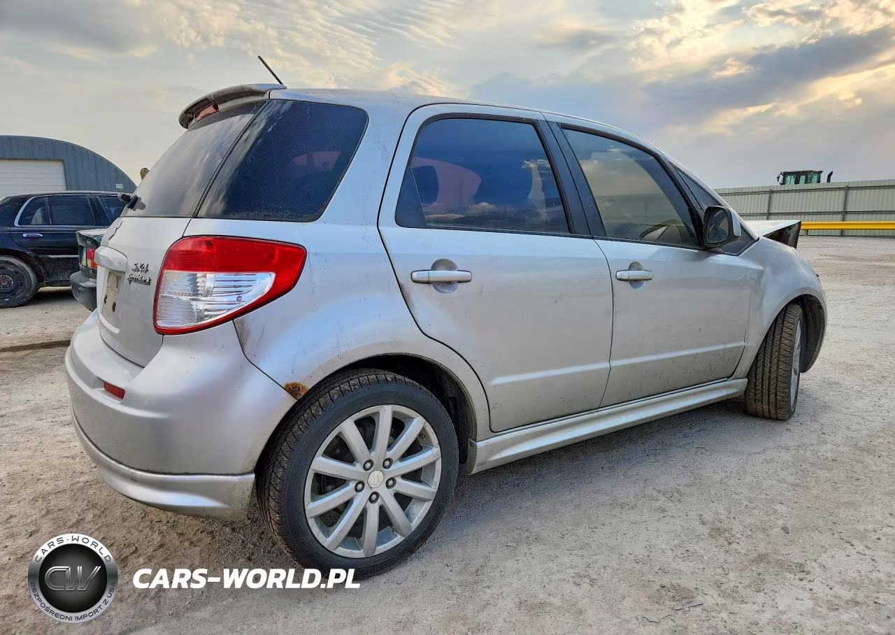 2012 Suzuki Sx4 VIN:JS2YA5A52C6300444 - 3