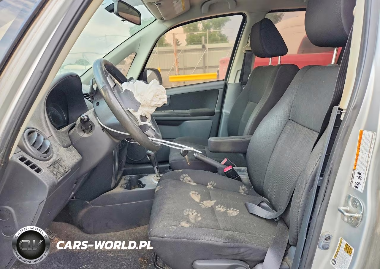 2012 Suzuki Sx4 VIN:JS2YA5A52C6300444 - 7