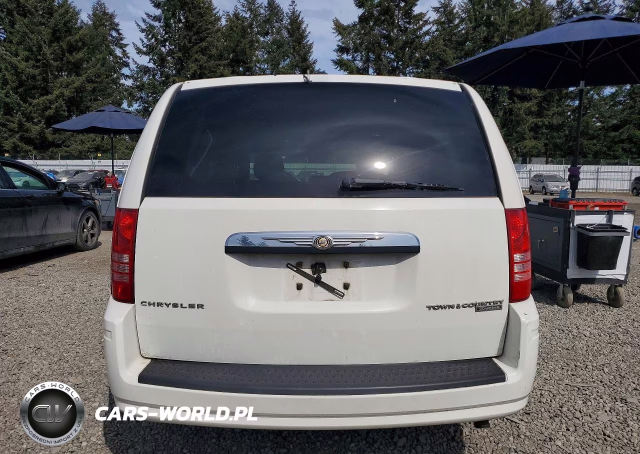 2010 Chrysler Town & Country Touring VIN:2A4RR5D1XAR346247 - 6