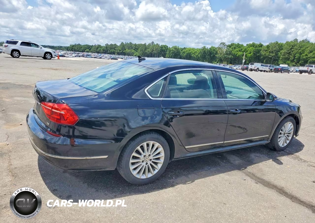 2016 Volkswagen Passat Se VIN:1VWBT7A30GC031935 - 3