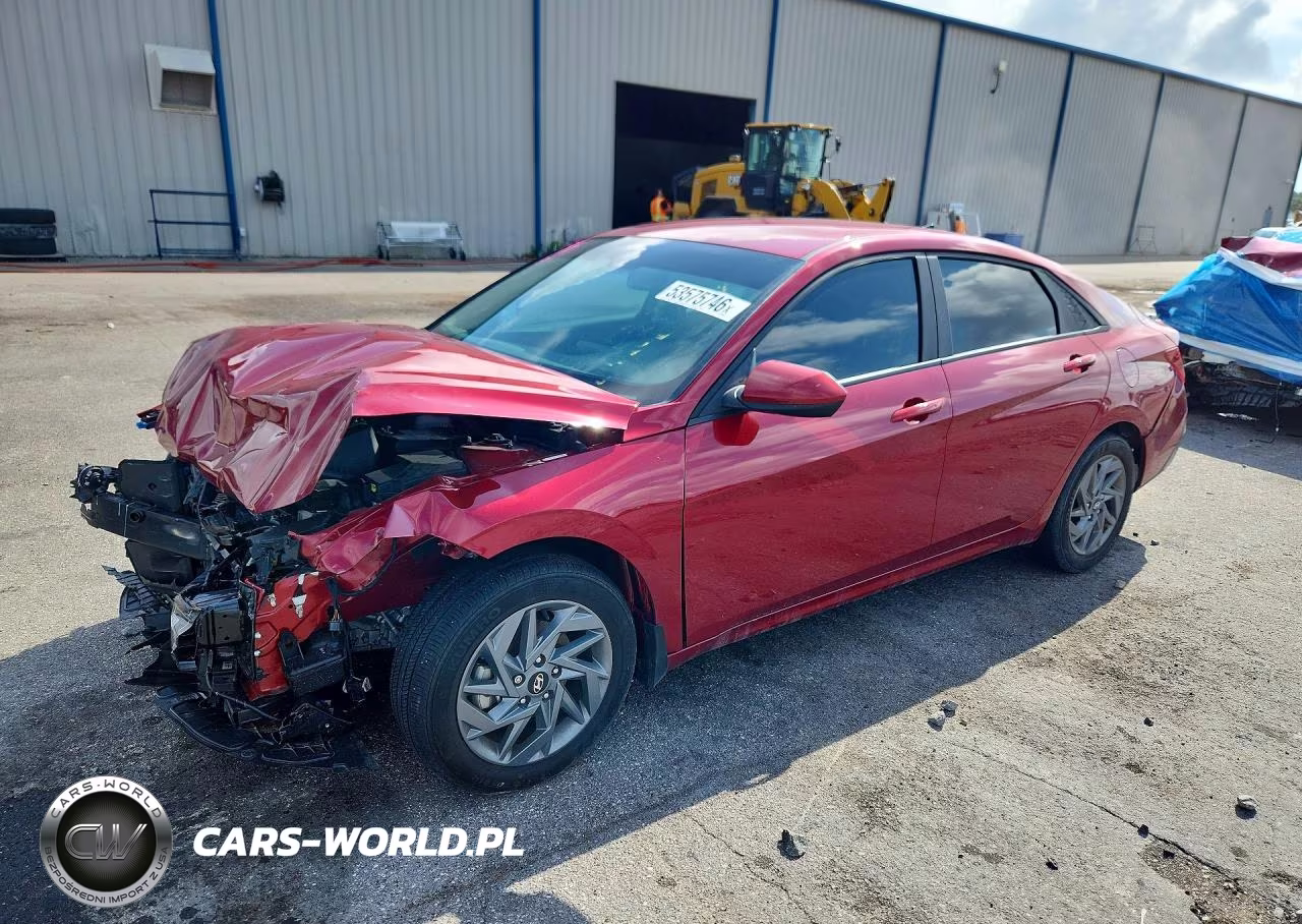 2024 Hyundai Elantra Sel – zdjęcie 1 z 12