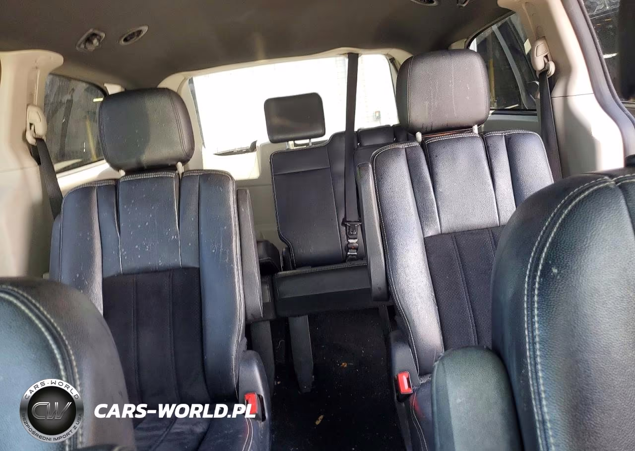 2018 Dodge Grand Caravan Sxt VIN:2C4RDGCG7JR209191 - 10