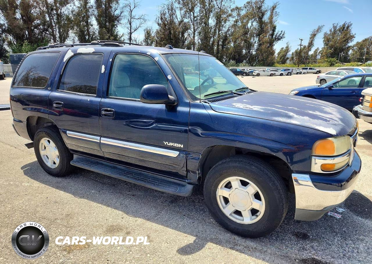 2004 GMC Yukon VIN:1GKEC13TX4R259125 - 4
