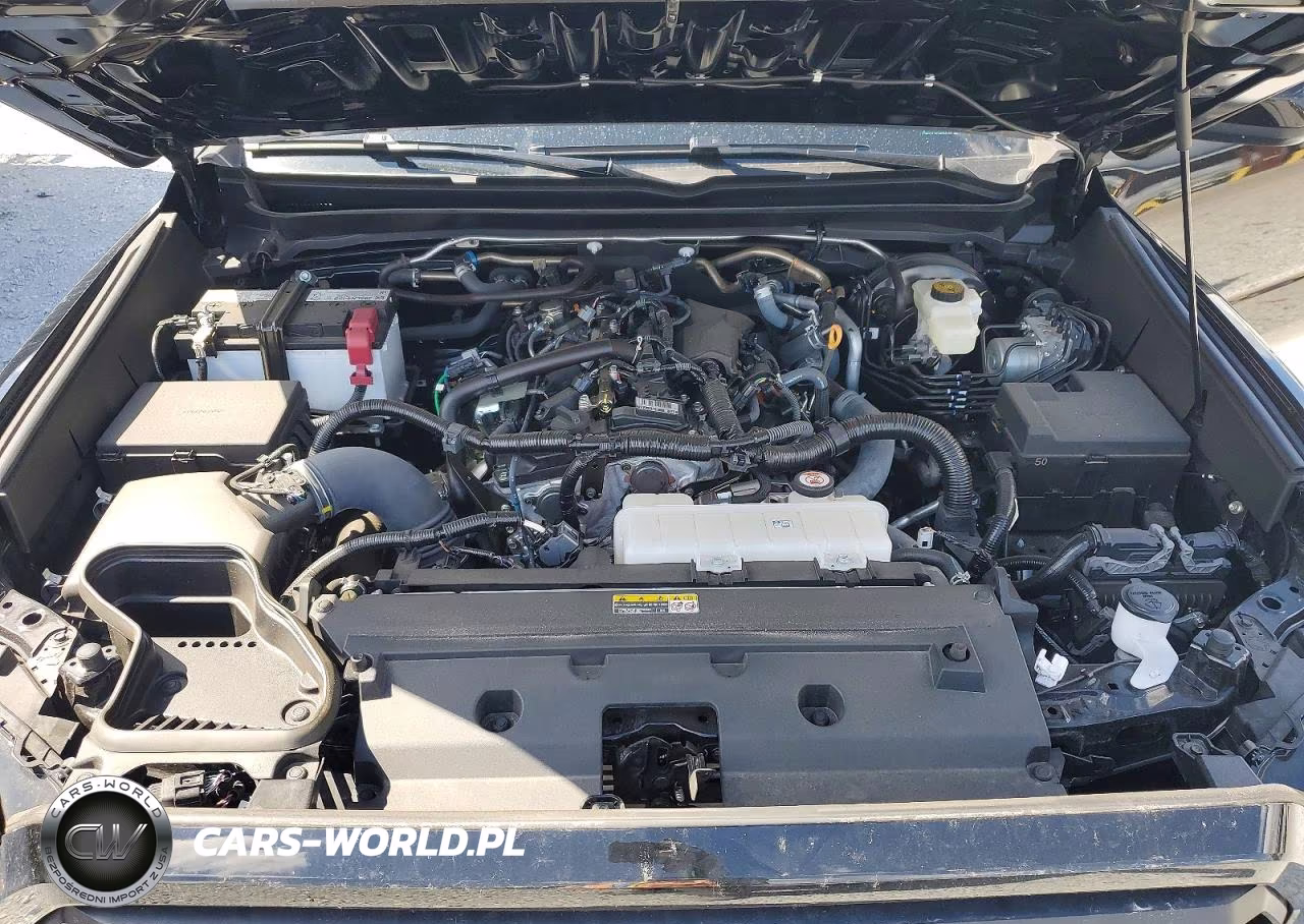 2025 Toyota Tacoma Sr5 VIN:3TMKB5FN6SM042644 - 11