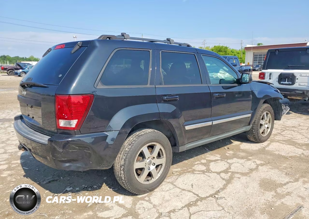 2009 Jeep Grand Cherokee Laredo VIN:1J8GR48K29C553383 - 3