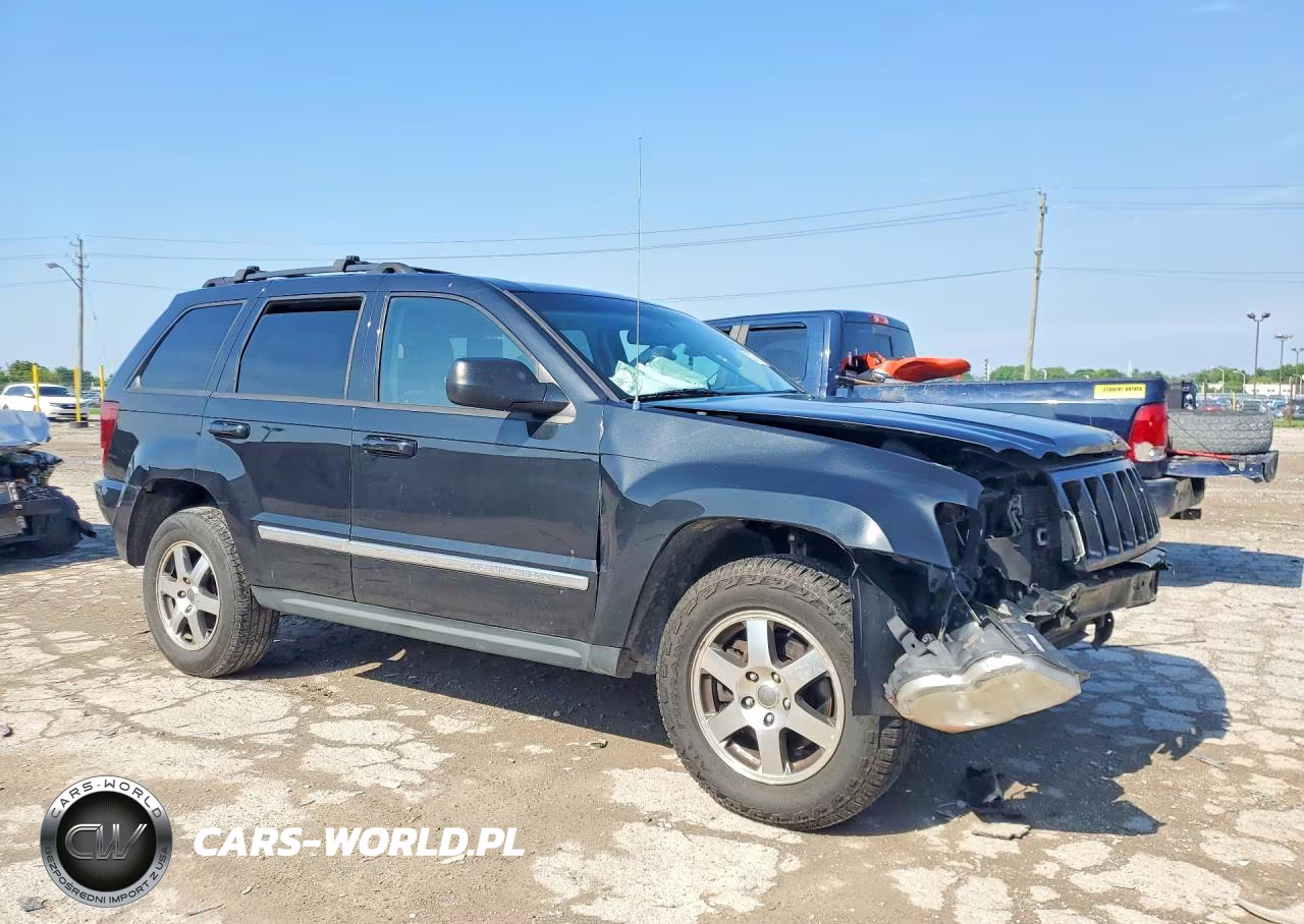 2009 Jeep Grand Cherokee Laredo VIN:1J8GR48K29C553383 - 4