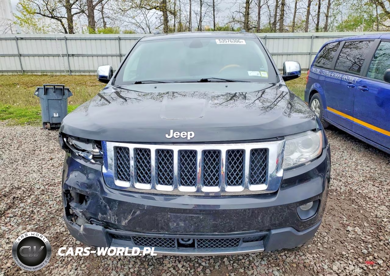 2013 Jeep Grand Cherokee Overland VIN:1C4RJFCT8DC524126 - 5