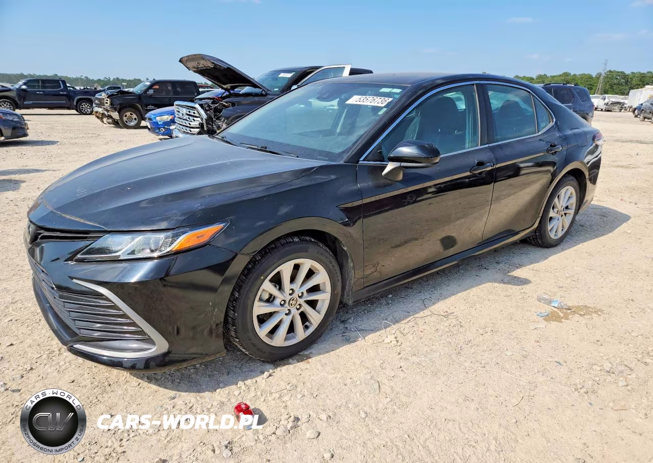 2022 Toyota Camry Le
