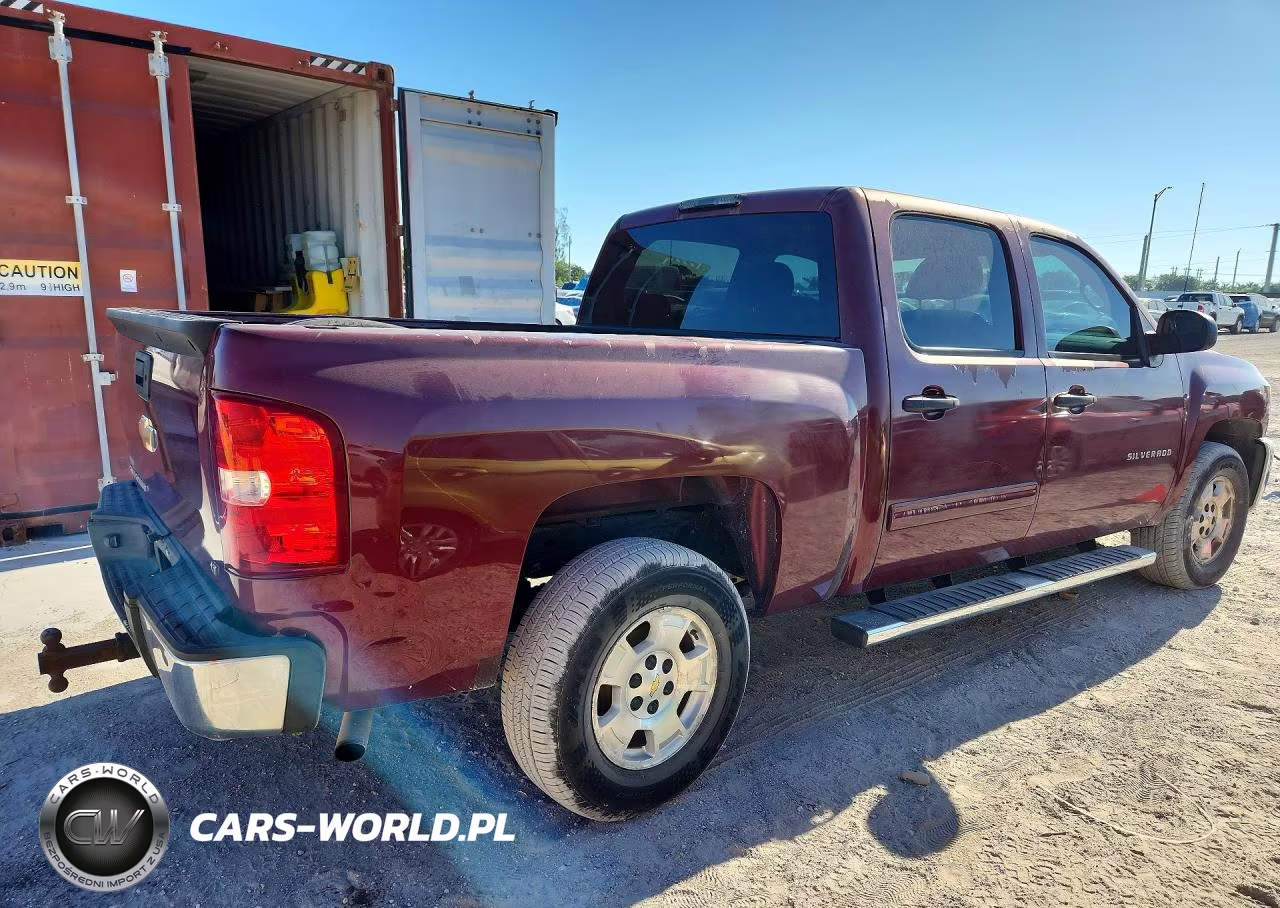 2013 Chevrolet Silverado C1500 Lt VIN:3GCPCSE09DG242782 - 3