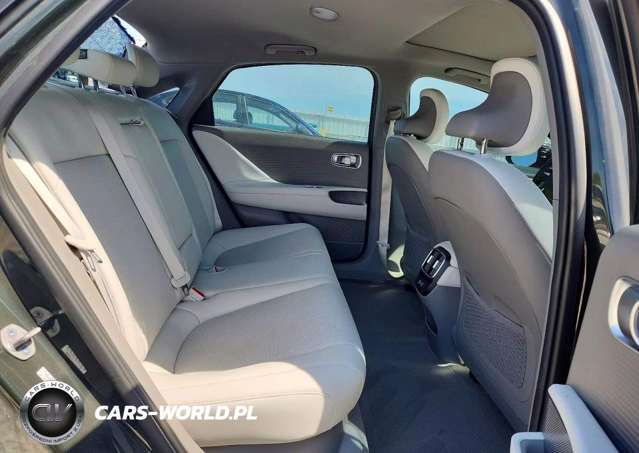 2023 Hyundai Ioniq 6 Limited VIN:KMHM54AC6PA047794 - 10