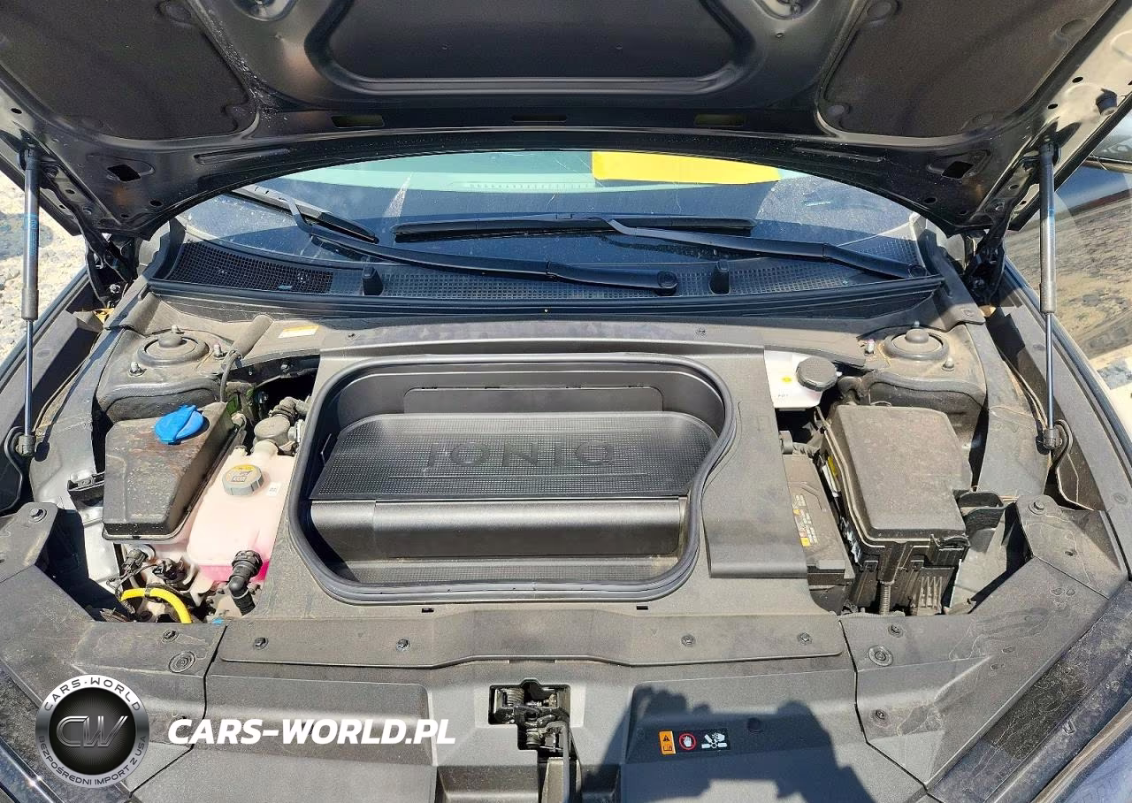 2023 Hyundai Ioniq 6 Limited VIN:KMHM54AC6PA047794 - 11