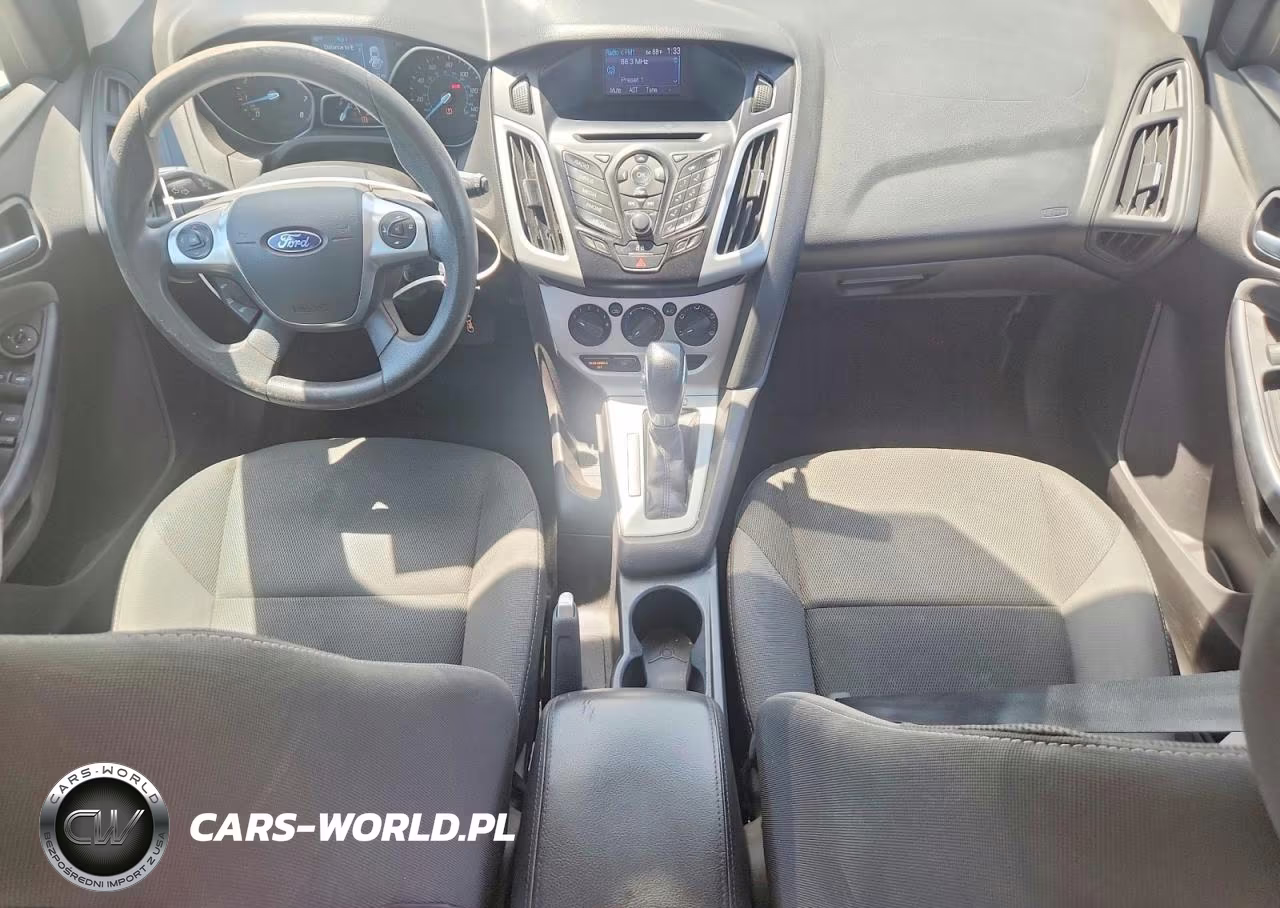 2014 Ford Focus Se VIN:1FADP3K23EL176324 - 8