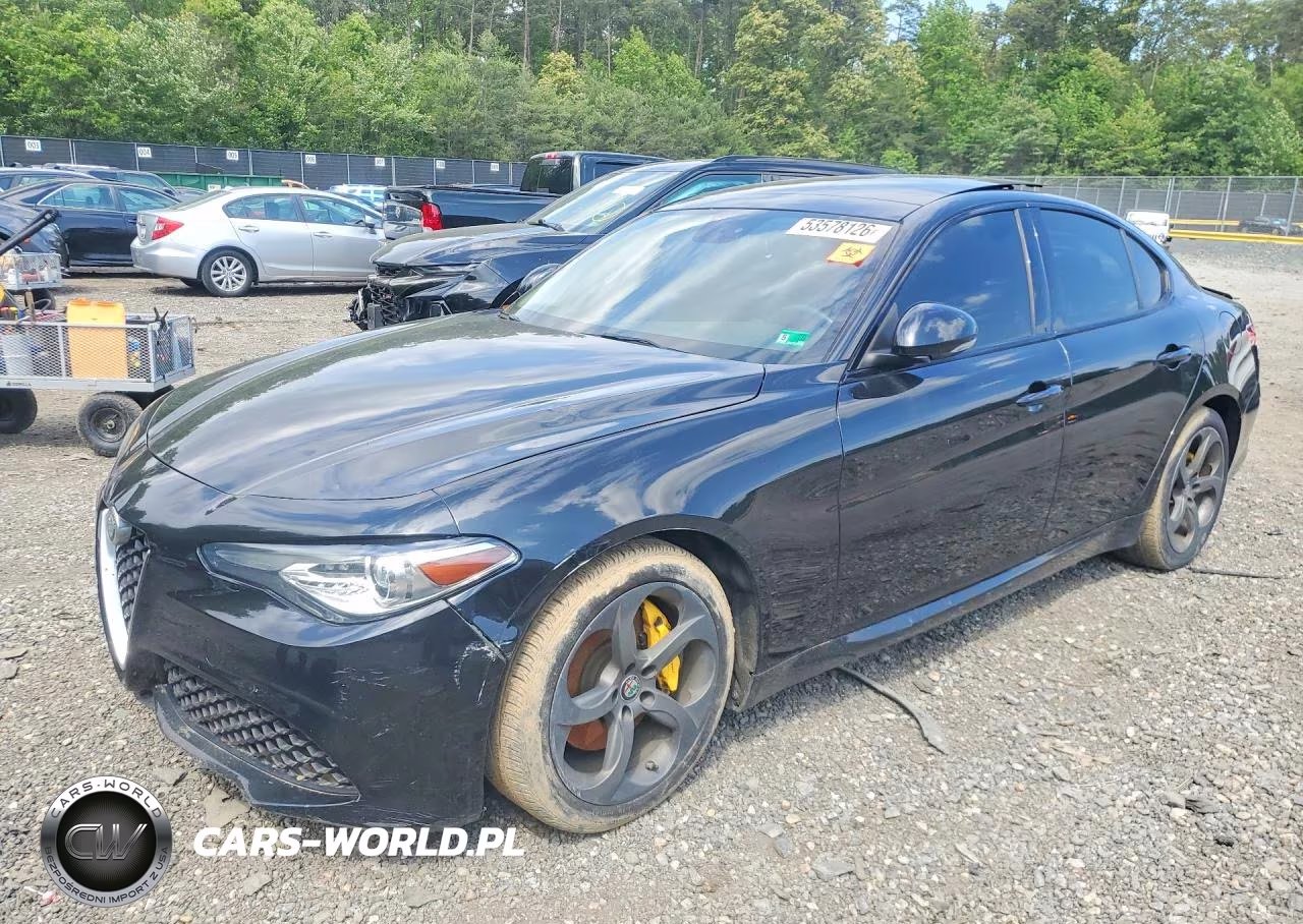 2018 Alfa Romeo Giulia Q4