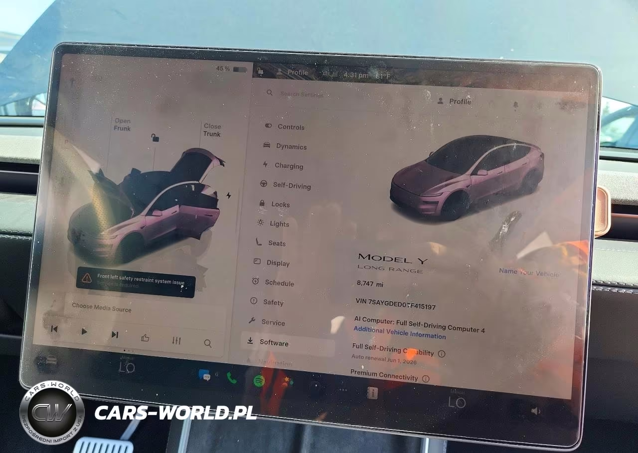 2026 Tesla Model Y VIN:7SAYGDED0TF415197 - 9