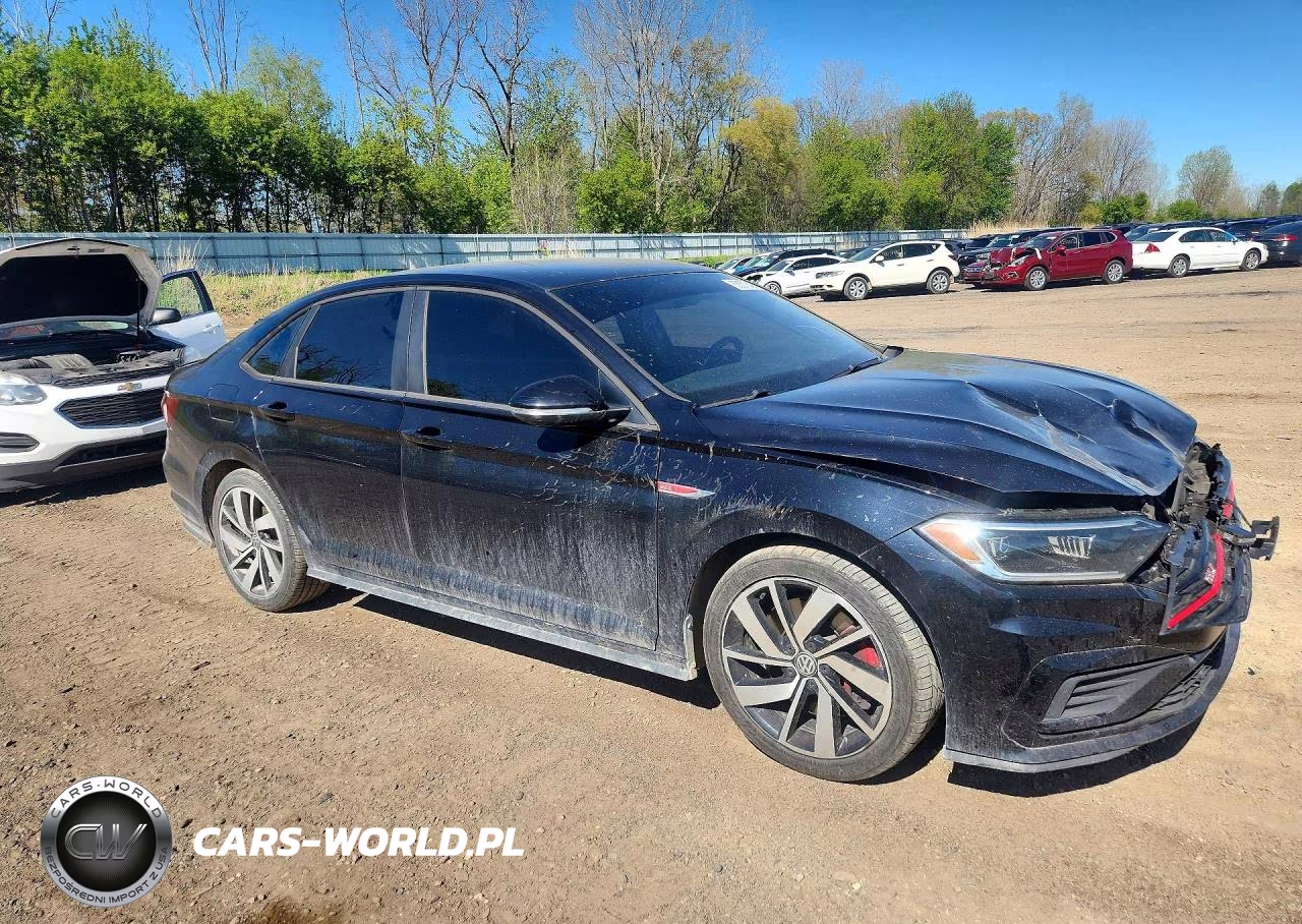 2019 Volkswagen Jetta VIN:3VW6T7BU3KM190609 - 4