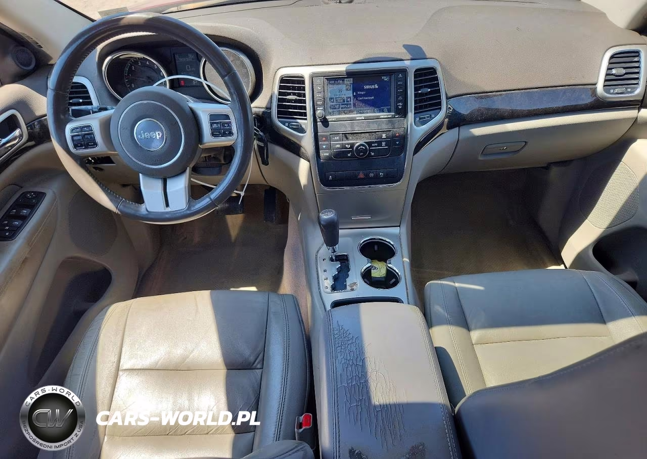 2012 Jeep Grand Cherokee Laredo VIN:1C4RJFAG7CC139838 - 8