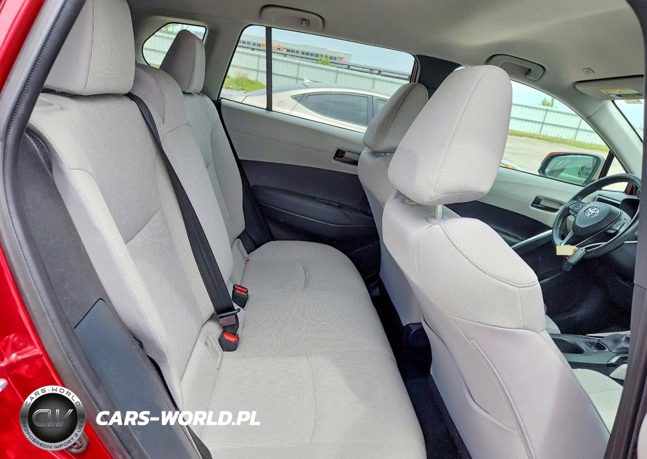 2023 Toyota Corolla Cross Le VIN:7MUCAAAG4PV066687 - 11