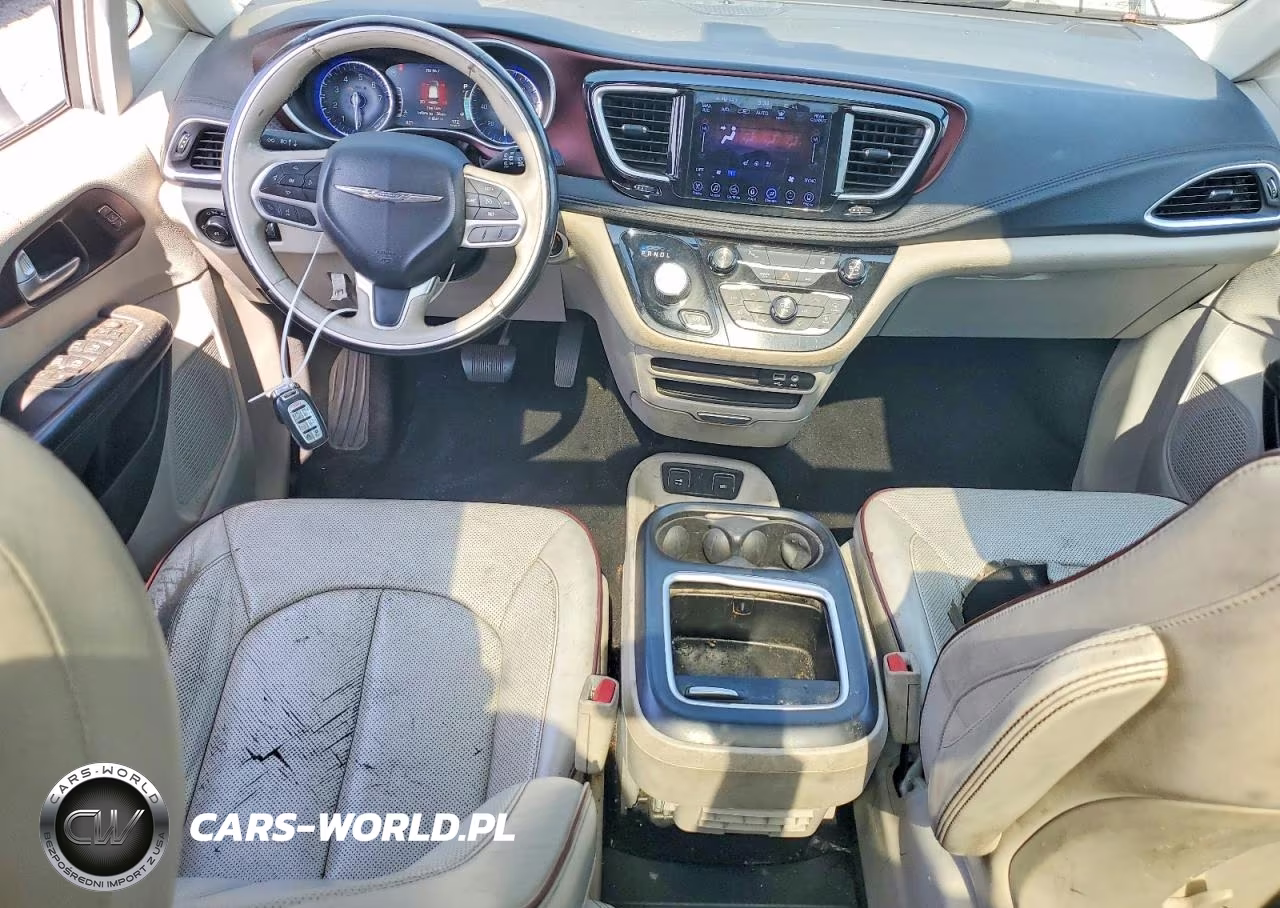 2017 Chrysler Pacifica Limited VIN:2C4RC1GG6HR504318 - 8