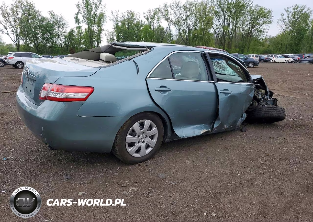 2011 Toyota Camry Le VIN:4T1BF3EK7BU753132 - 3