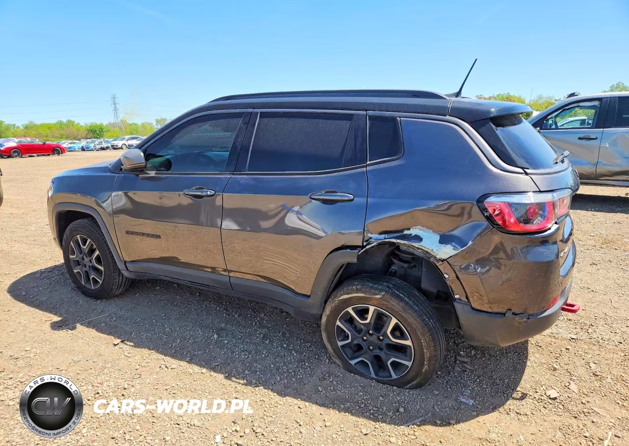 2019 Jeep Compass Trailhawk VIN:3C4NJDDB6KT721824 - 2