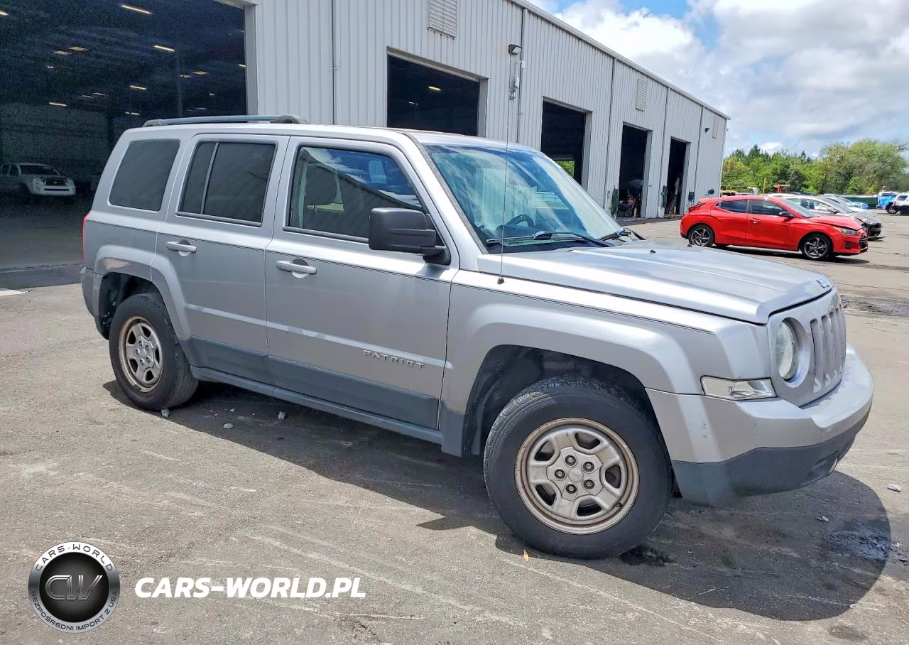 2016 Jeep Patriot Sport VIN:1C4NJPBA5GD811829 - 4