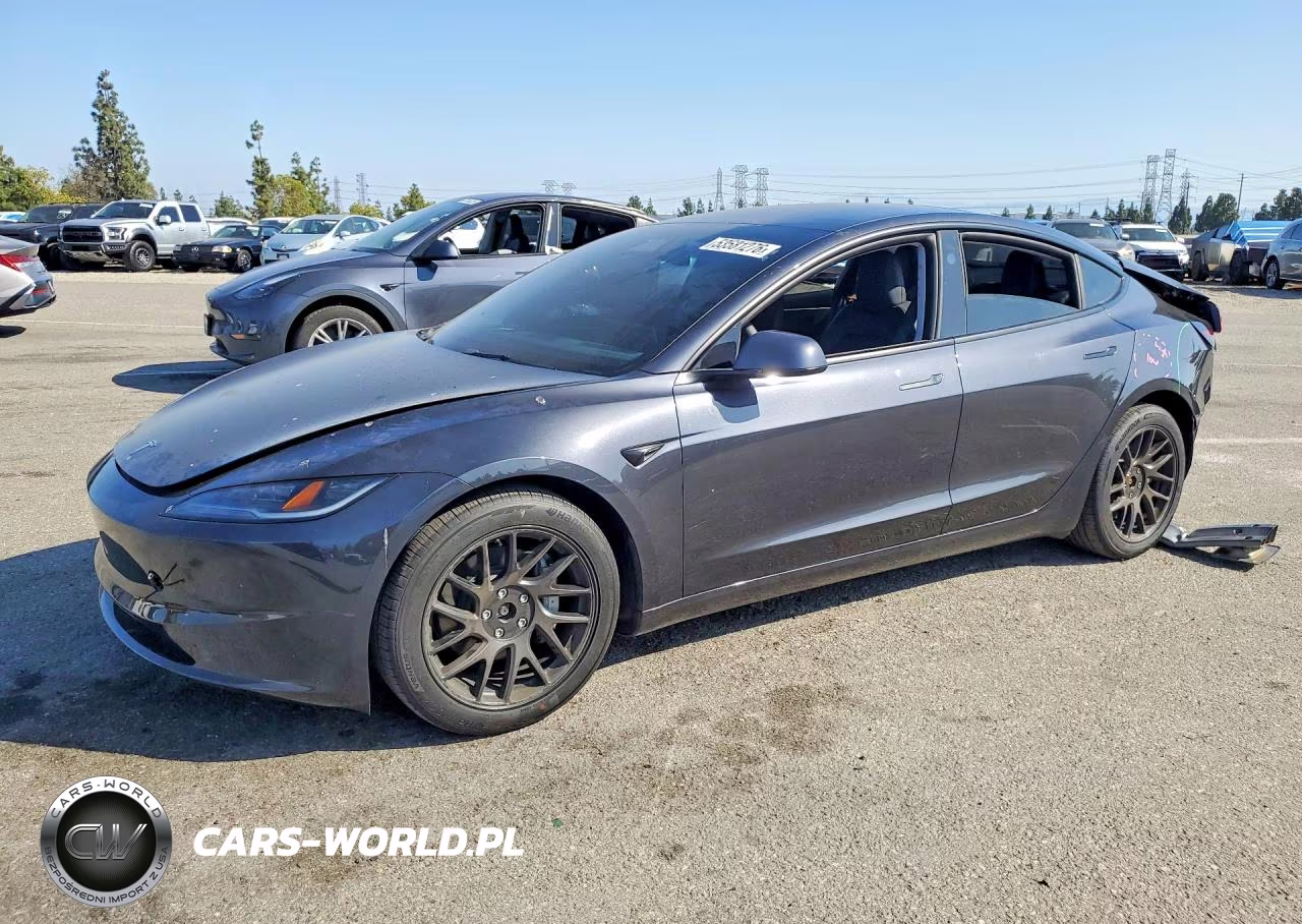 2024 Tesla Model 3 – zdjęcie 1 z 13