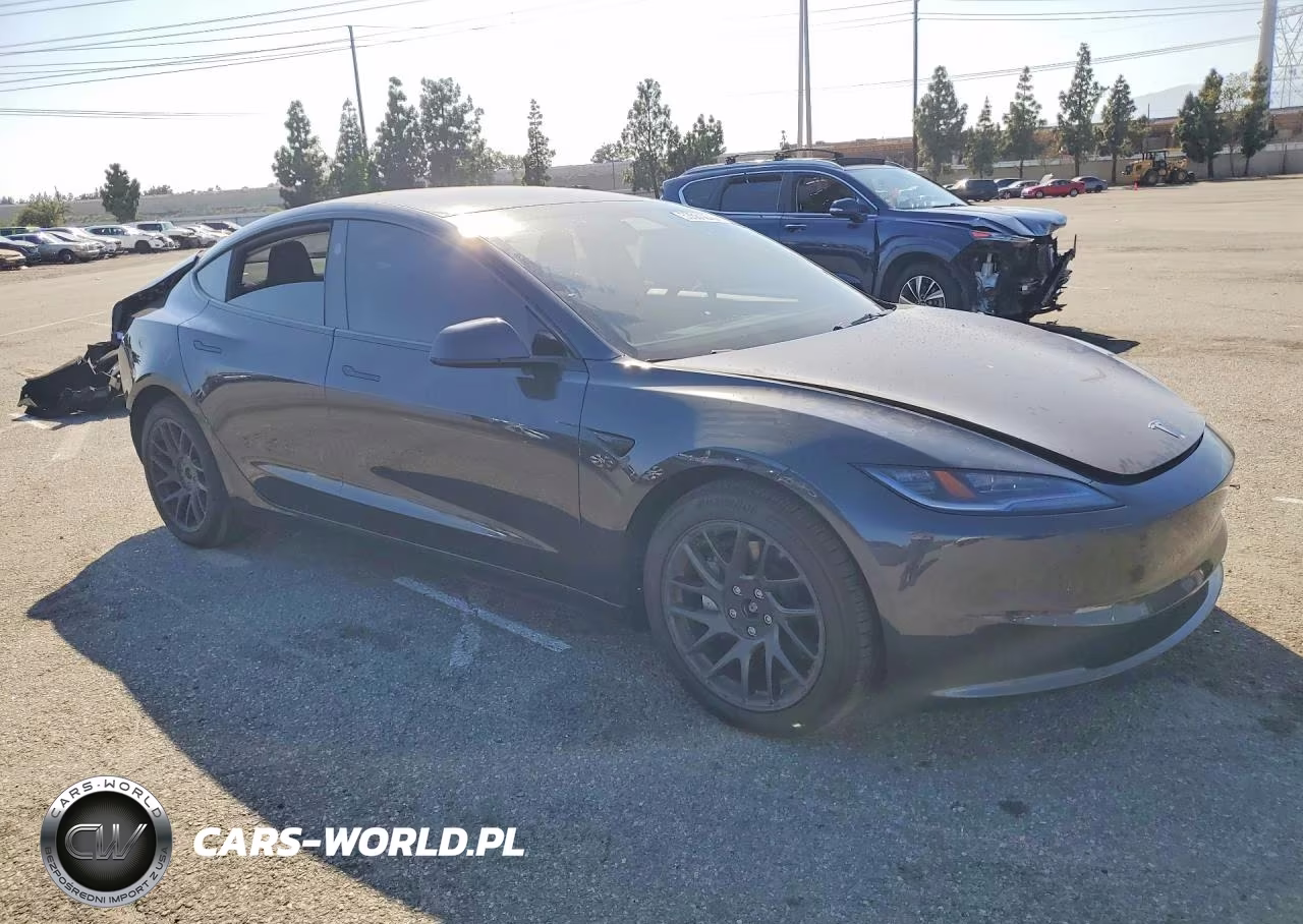 2024 Tesla Model 3 VIN:5YJ3E1EB9RF730194 - 4
