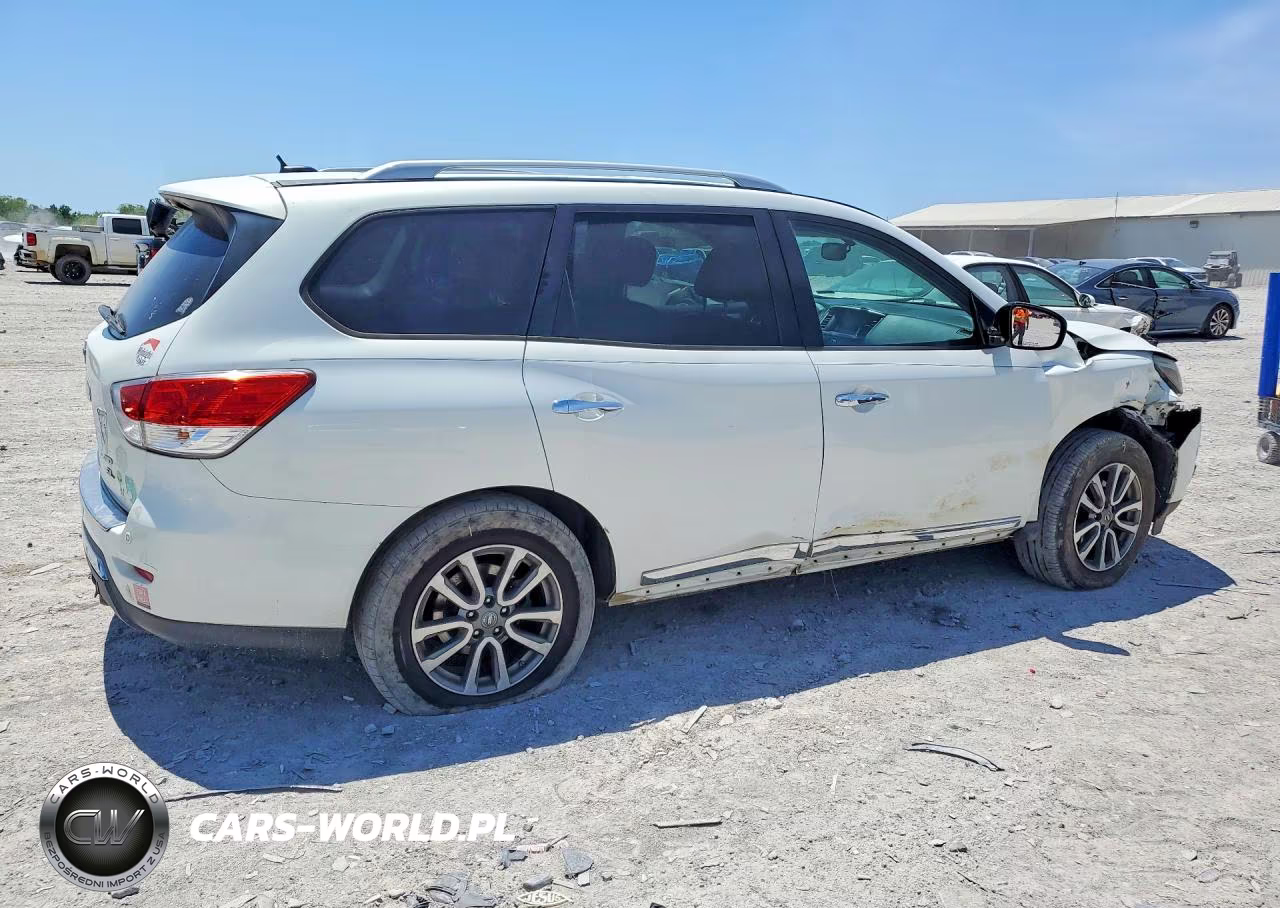 2013 Nissan Pathfinder S VIN:5N1AR2MM1DC637868 - 3