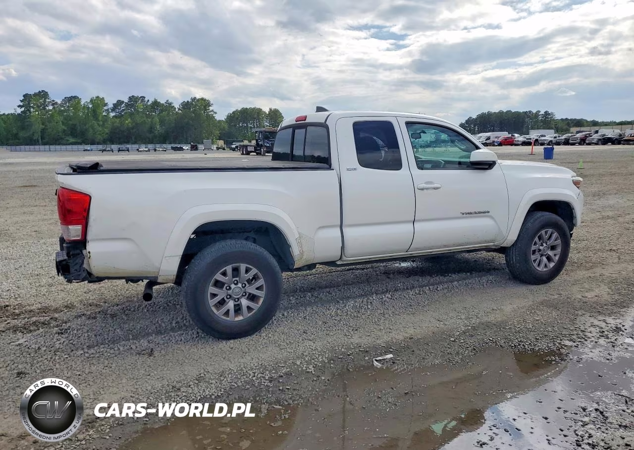 2017 Toyota Tacoma Sr5 VIN:5TFRX5GN4HX088085 - 3