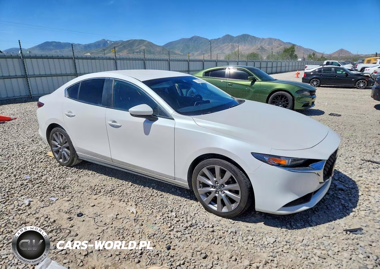 2019 Mazda 3 Preferred VIN:3MZBPADL6KM108361 - 4