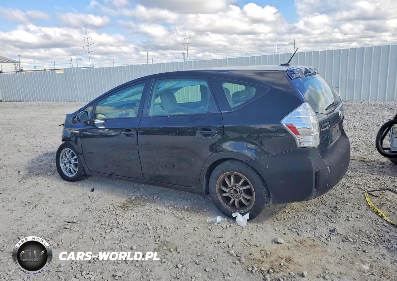 2013 Toyota Prius V Three VIN:JTDZN3EU8D3224739 - 2